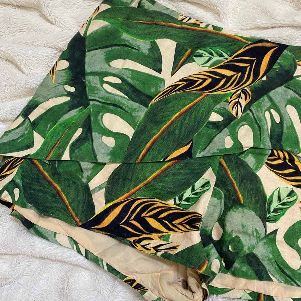 Farm Rio tropical leaf print shorts - Picture 3 of 4